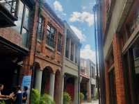เดินเที่ยวย่าน Ximen and The Red House 
