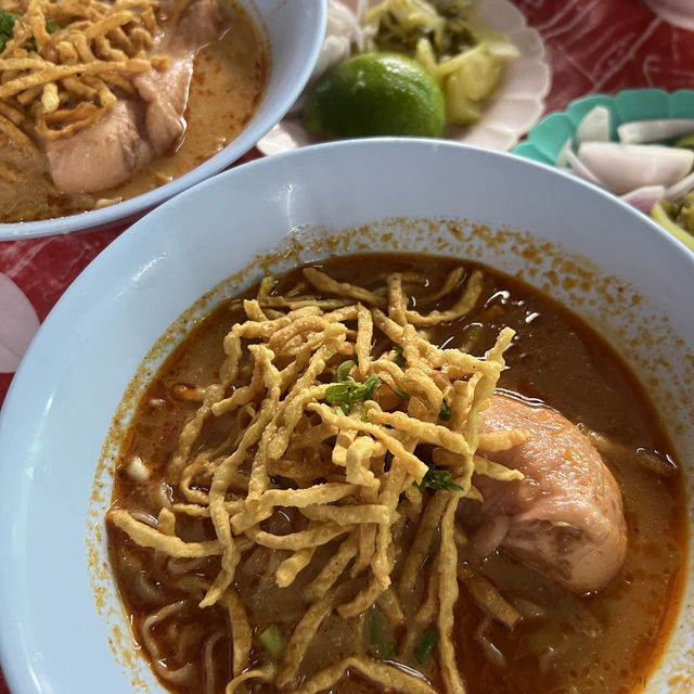 เที่ยวเชียงใหม่หน้าฝน ข้าวซอยคือที่สุด