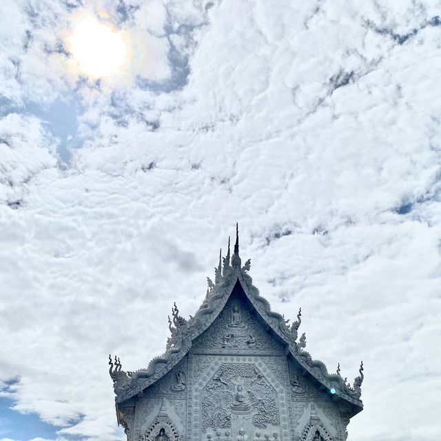 เที่ยวเชียงราย เที่ยววัดห้วยปลากั้ง