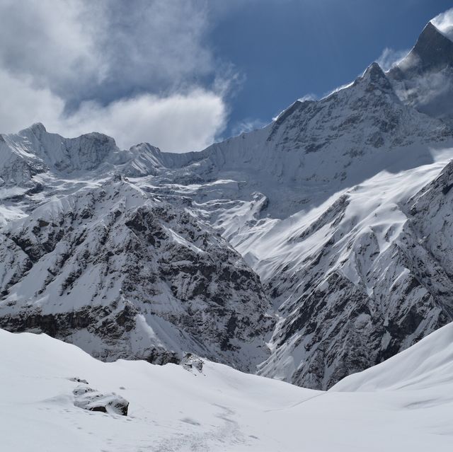 trekking to annapuna base camp