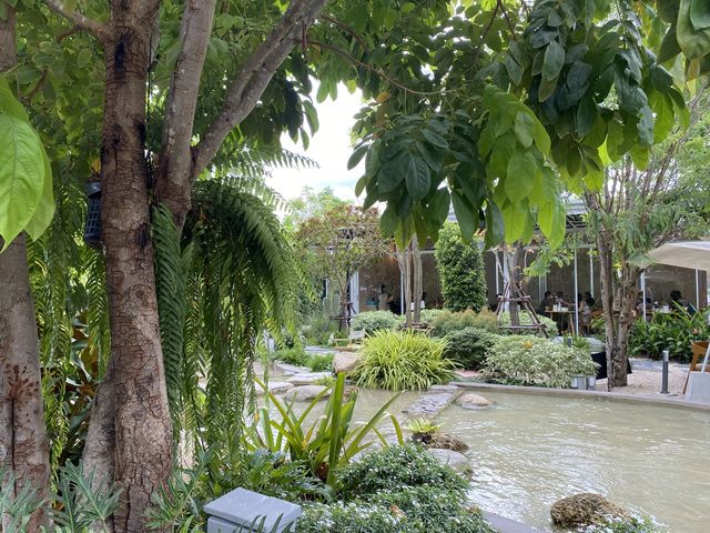 ประกาย คาเฟ่ เปิดใหม่ย่านร่มเกล้า