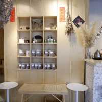 簡約木系中式Cafe