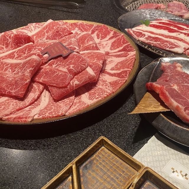 高雄前鎮區 ｜ 碳佐麻里精品燒肉高雄時代店