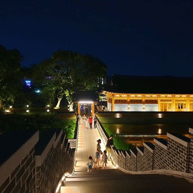 Deokjin Park Night View in Jeonju