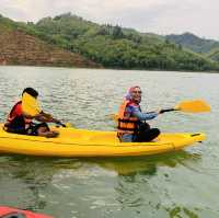 ล่องเรือ ทะเลสาบฮาลาบาลา ชมความงามผืนป่าอันสมบูรณ์
