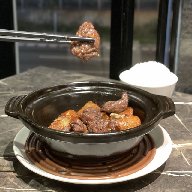 大角咀｜環境舒適星馬菜。樂天經典