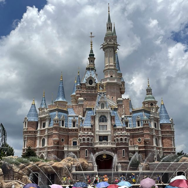 Shanghai Disneyland!