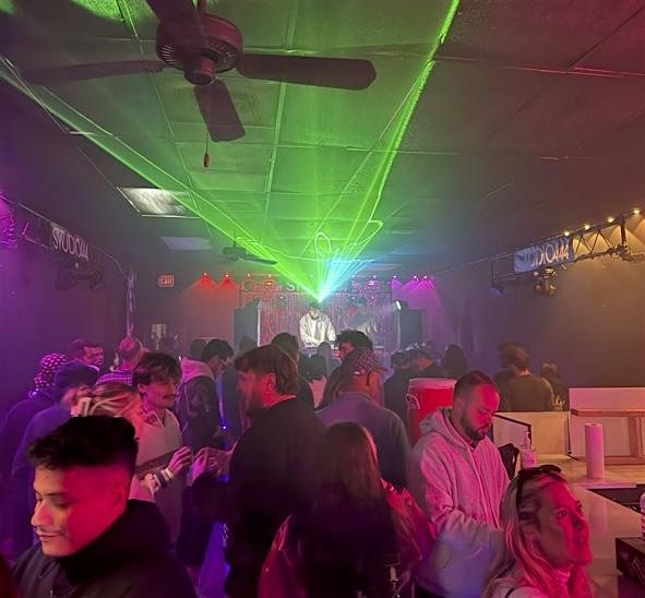 Reach at Studio444 | 6120 Powers Ave