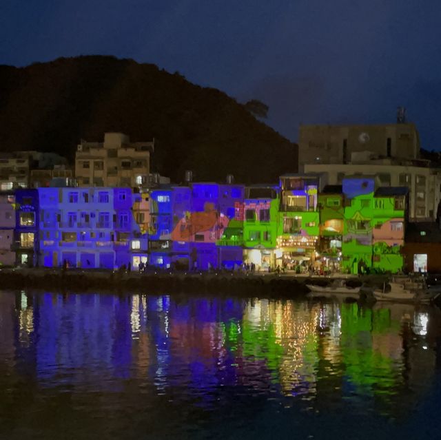 仿佛來到國外的浪漫，越夜越美麗的正濱漁港！