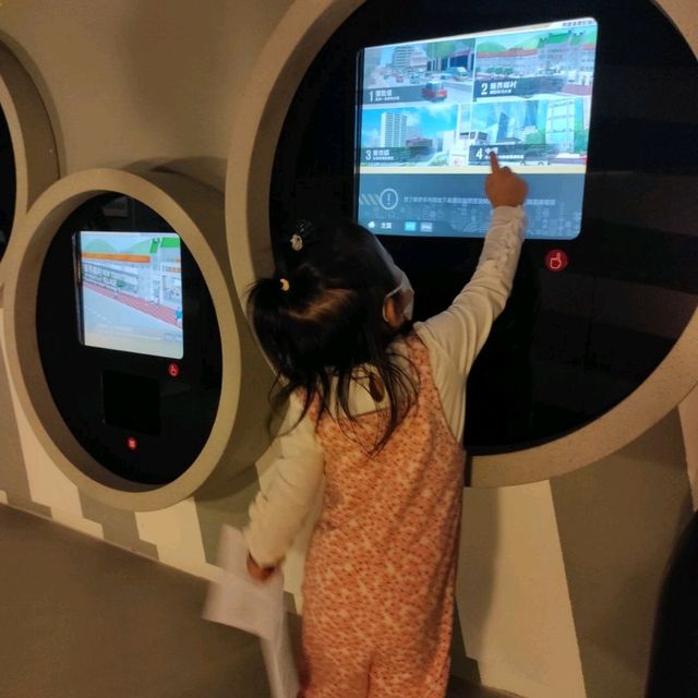 關於香港建設既展城館
