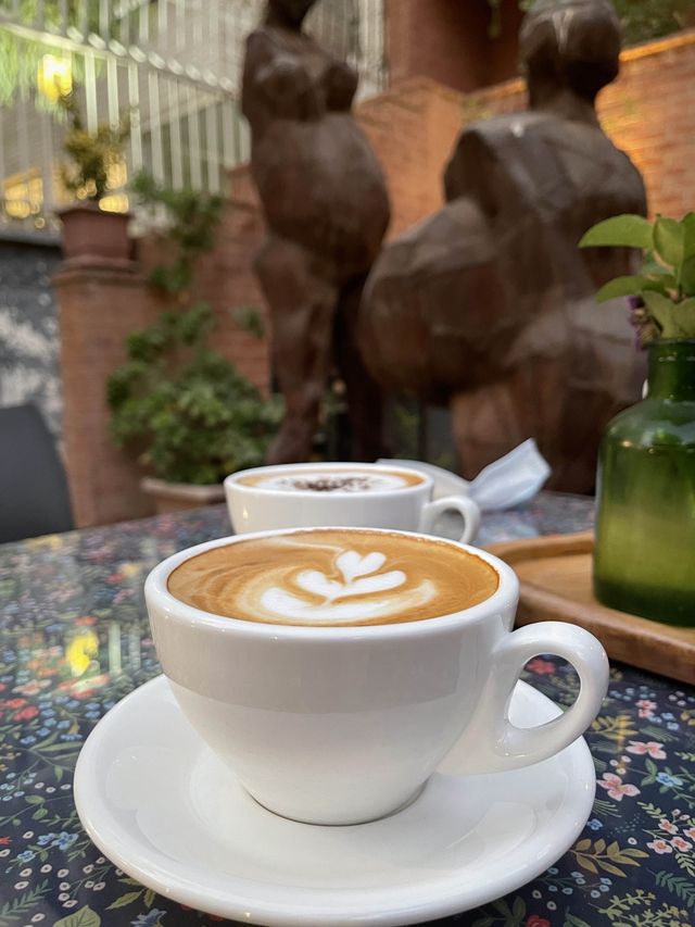 cafe in Tehran