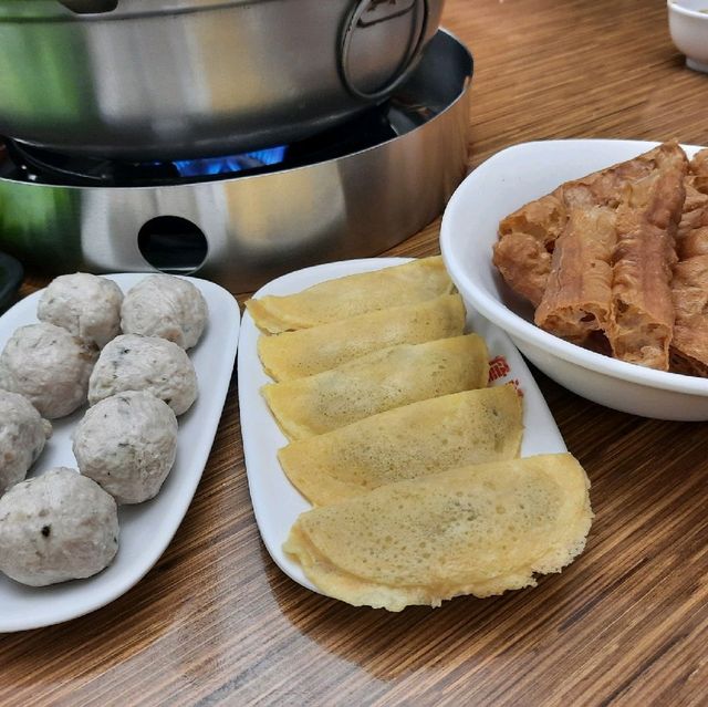 【新北】麻辣鍋推薦|麻辣鴨血|詹記麻辣火鍋-新莊總店