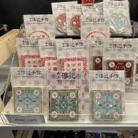 沒有服務員的自助書店👍🏼充滿港式風情