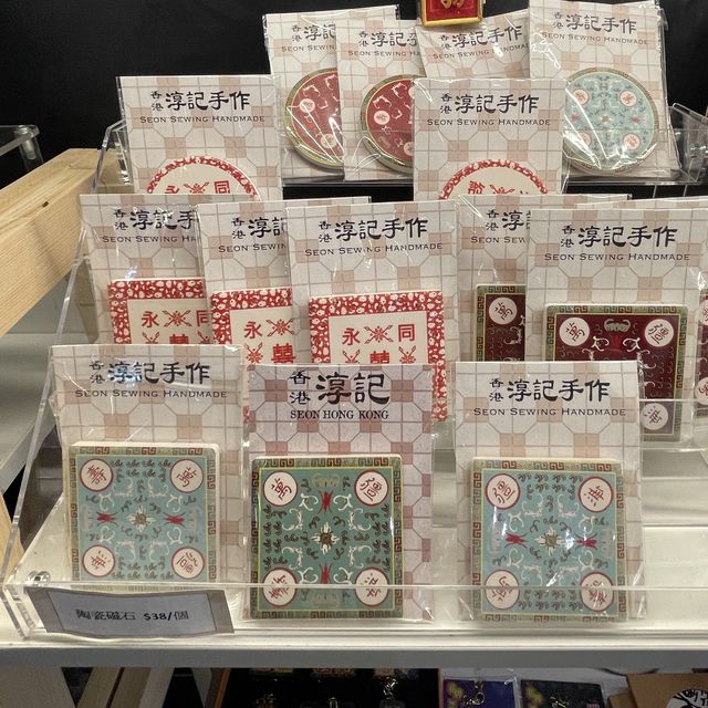 沒有服務員的自助書店👍🏼充滿港式風情