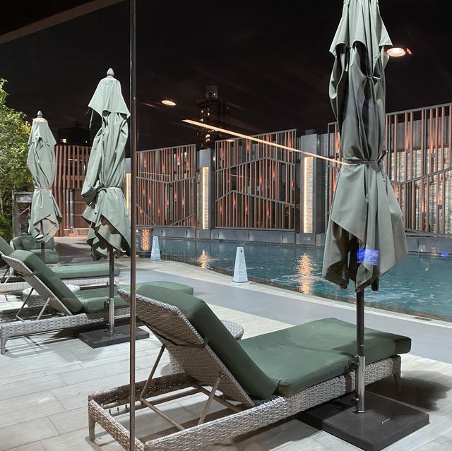 Royal Plaza Hotel. 帝京酒店