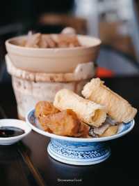 【#尖沙咀美食：望海景嘆肉骨茶🍲✨】