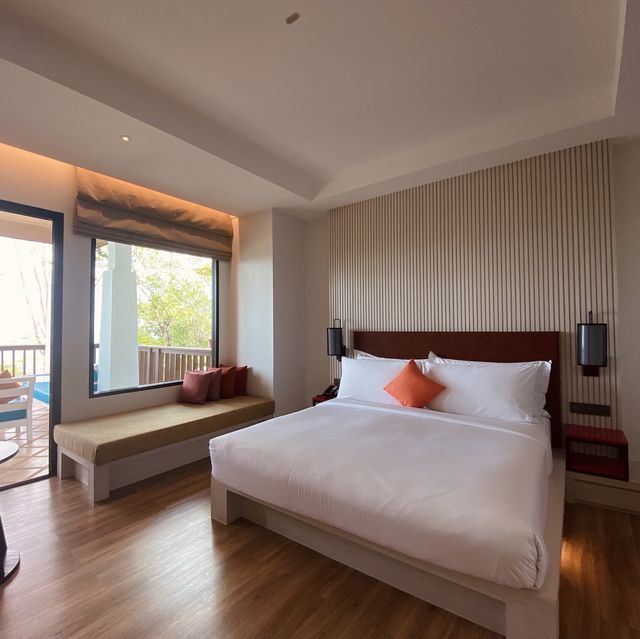 โรงแรมรีแบรนด์ใหม่บนเกาะลันตา