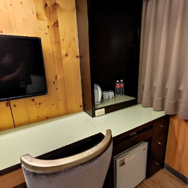 台中雀客快捷旅店，乾淨省錢離逢甲近，商務首選