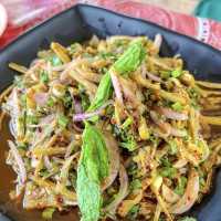 "ส้มตำปูม้า2" คิดว่าร้านนี้น่าจะชนะใจลูกค้าคนไทยทุ