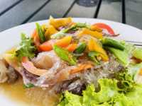 ร้านกันเอง ร้านอาหารซีฟู้ริมทะเลภูเก็ต