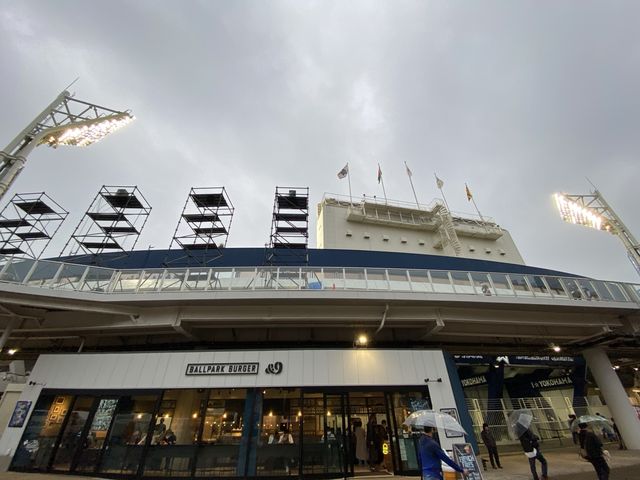 プロ野球。クライマックスシリーズで盛り上がる『横浜スタジアム』