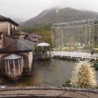 箱根　ガラスの森美術館