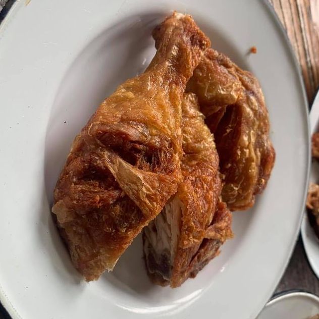 กินร้านดังไก่ทอดเที่ยงคืน สาขา 2บ้านมอญ