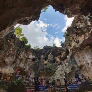 SOEKARNO CAVE - MADURA