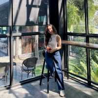 High Octane Café คาเฟ่แนวลอฟท์