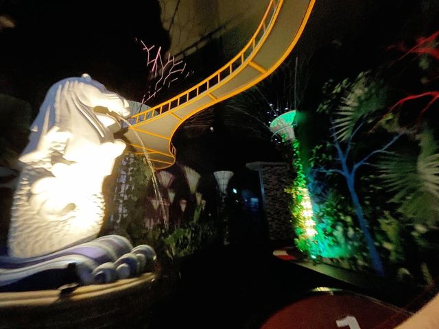 Complimentary boat ride at Madame Tussauds