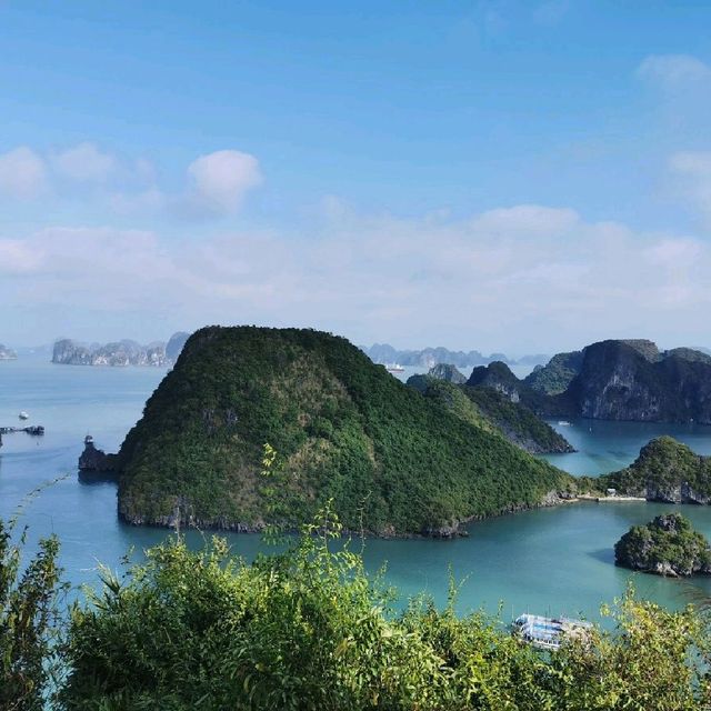 北越必玩景點--下龍灣TI TOP英雄島