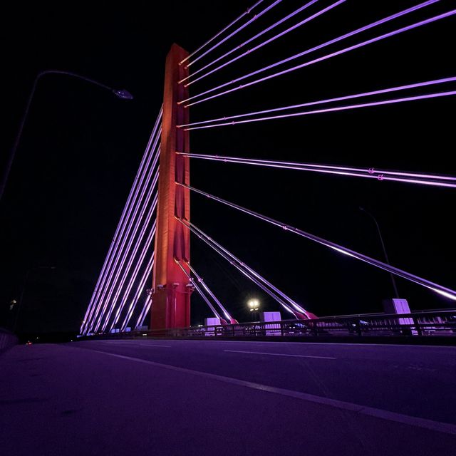 沖縄を代表する橋「海中道路」