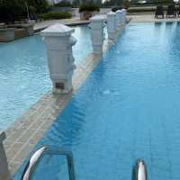 OMG! Deepest hotel pool! 