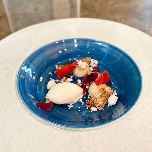 純白打卡門口~ 銅鑼灣性價比高fine dining 🌟 純白打卡門口~ 銅鑼灣性價比高fine dining 🌟