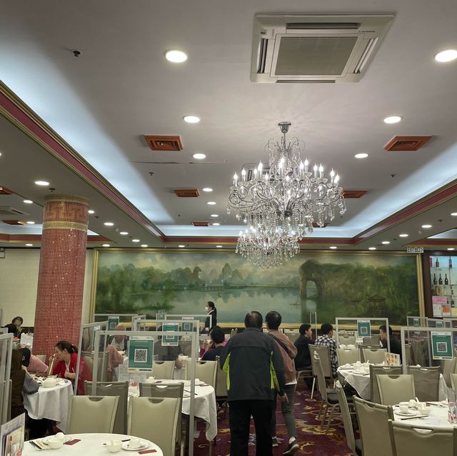 30年前食過雞粥今日如同往日 帶大家嚟品嚐 大圍新強記