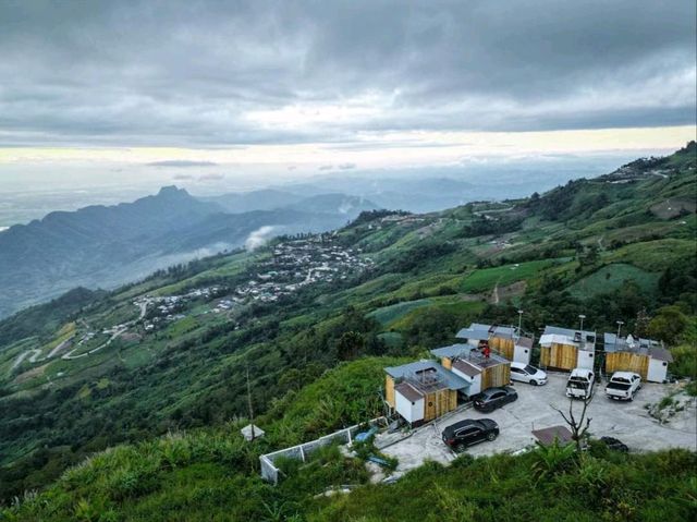 พักติดผา ชมวิวหมอก นอนแช่อ่าง กินหมูกระทะลอยฟ้า⛰️