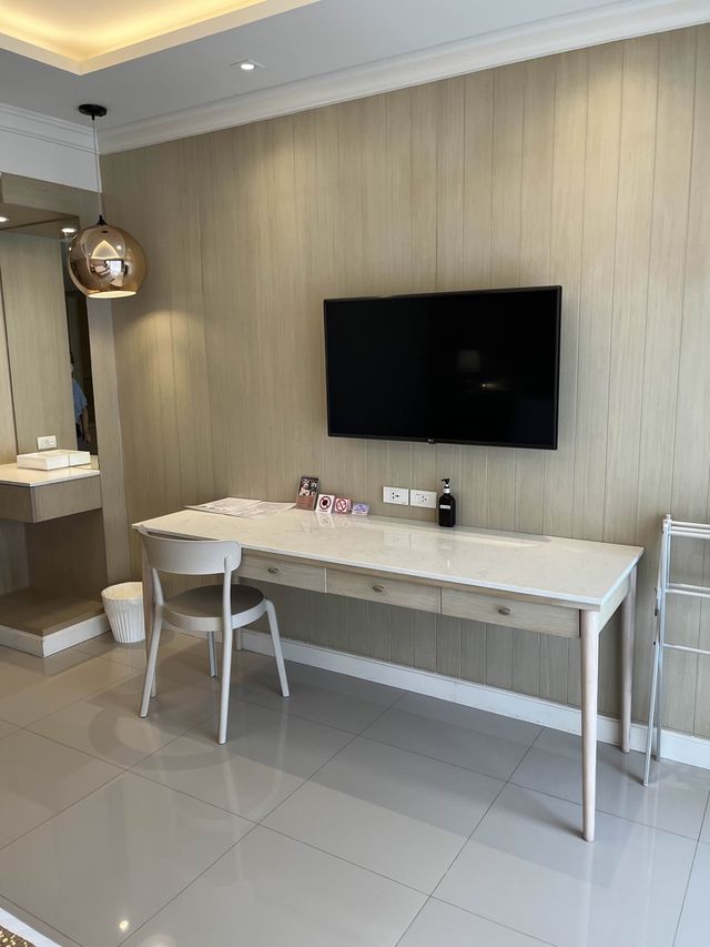 The Sea-Cret Hotel 