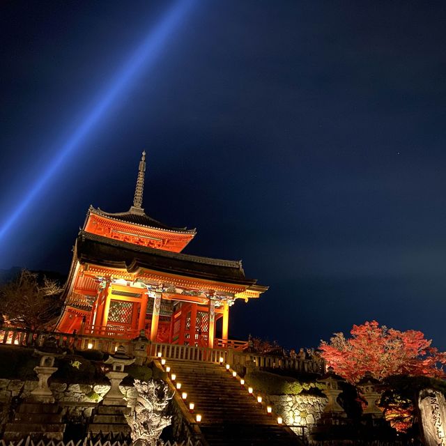 不一樣的最著名景點 – 清水寺夜間拜觀