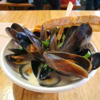 The Mussel Pot That's Worth The Wait