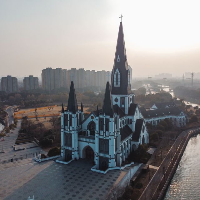 This park Catholic Church is breathtaking ⛪️⛪