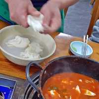 파주 민물 매운탕 맛집. 원조두지리매운탕