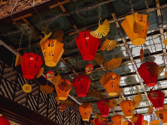 Details at Yu Garden, Shanghai🌿🌱