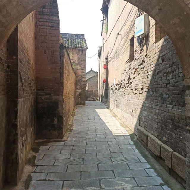 Exploring historical Jincheng...
