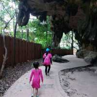 푸른 바다색이 너무나 이쁜 곳 피피섬 😀