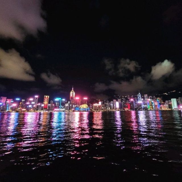 活力依舊的渡海小輪⛴
