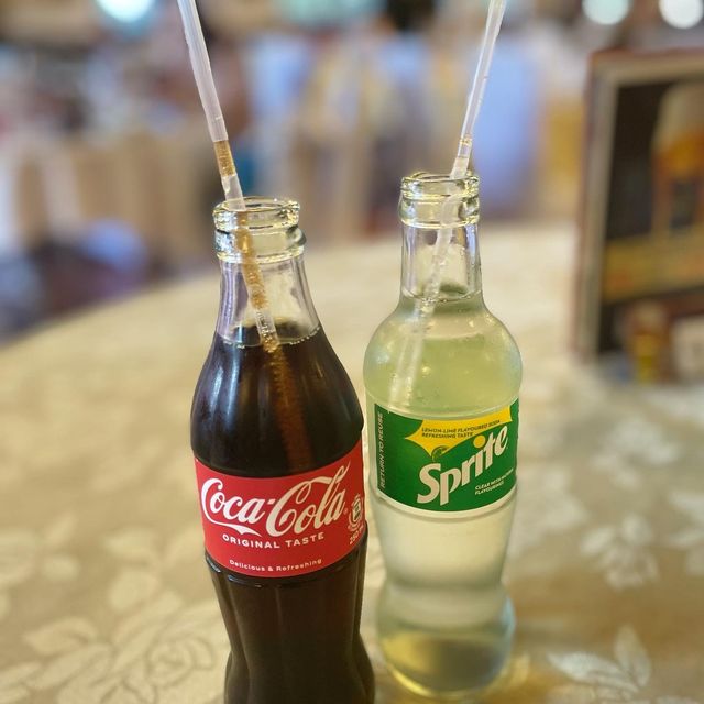 "香港著名餐廳,龍華酒店" "香港著名餐廳,龍華酒店"