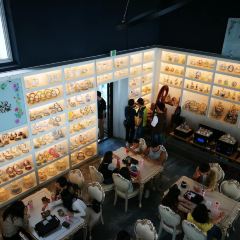 Manor Blanc User Photo