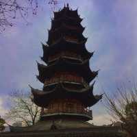 Visit the most authentic Longhua Temple