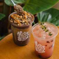 คาเฟ่น่ารัก สไตล์มินิมอล Never too small kohlarn 