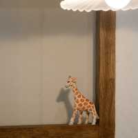 隱於豪宅區的歐式小木屋